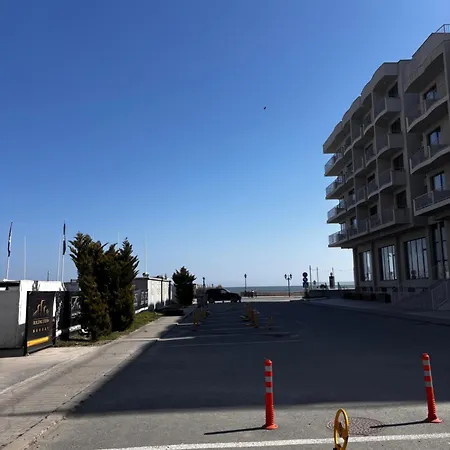Divine Azimuth Apartamento Năvodari